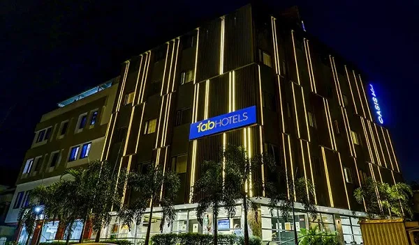 (Hotels) - Elevate Your Stay, Elevate Your Life - 28圈